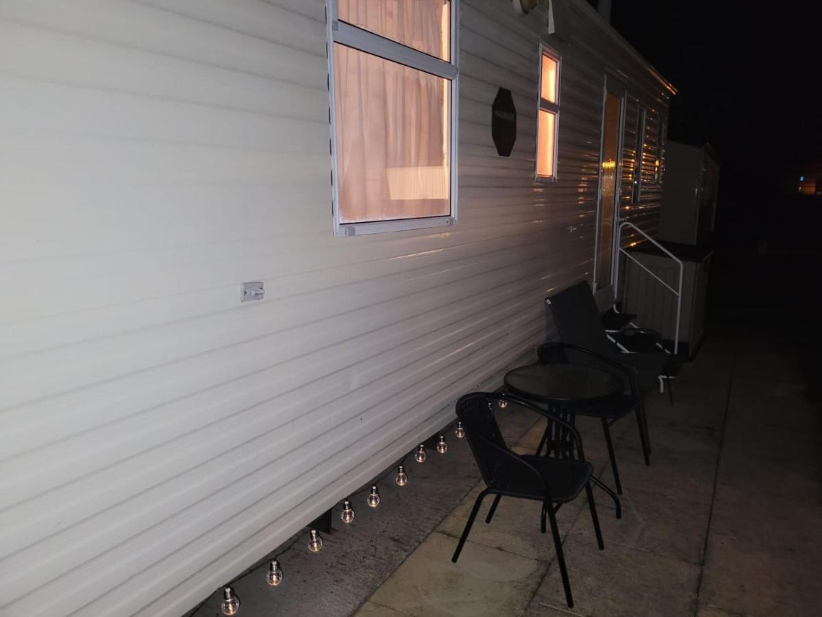 341 Family Caravan At Marine Holiday Park, Sleeps 6 Hotel Rhyl Eksteriør billede
