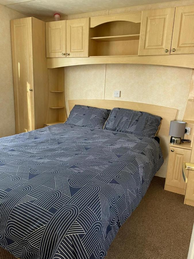 341 Family Caravan At Marine Holiday Park, Sleeps 6 Hotel Rhyl Eksteriør billede
